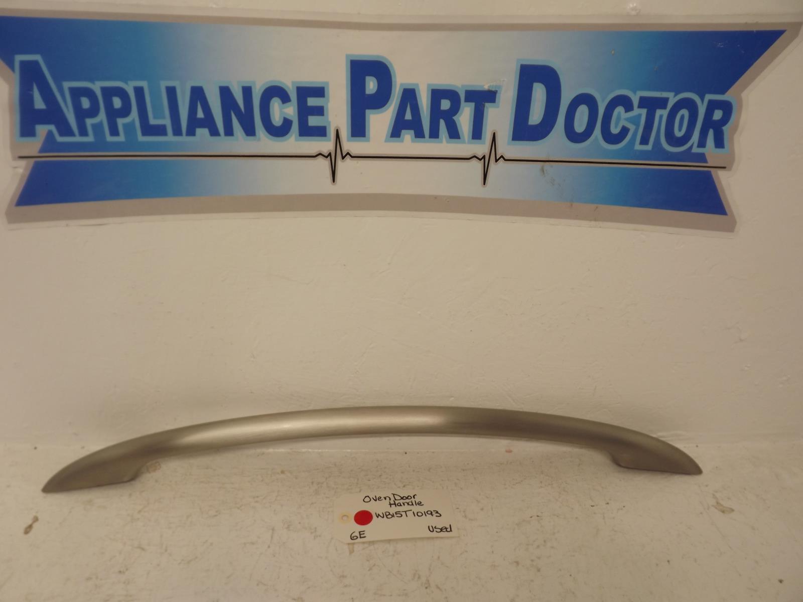 GE Range WB15T10193 Oven Door Handle Used GE Range WB15T10193 Oven Door Handle Used